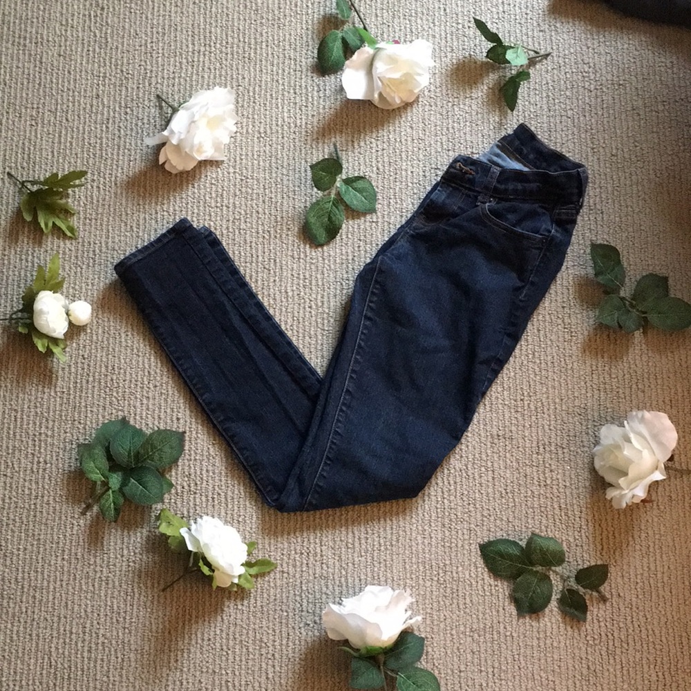 ON skinny diva dark wash jeans 👖